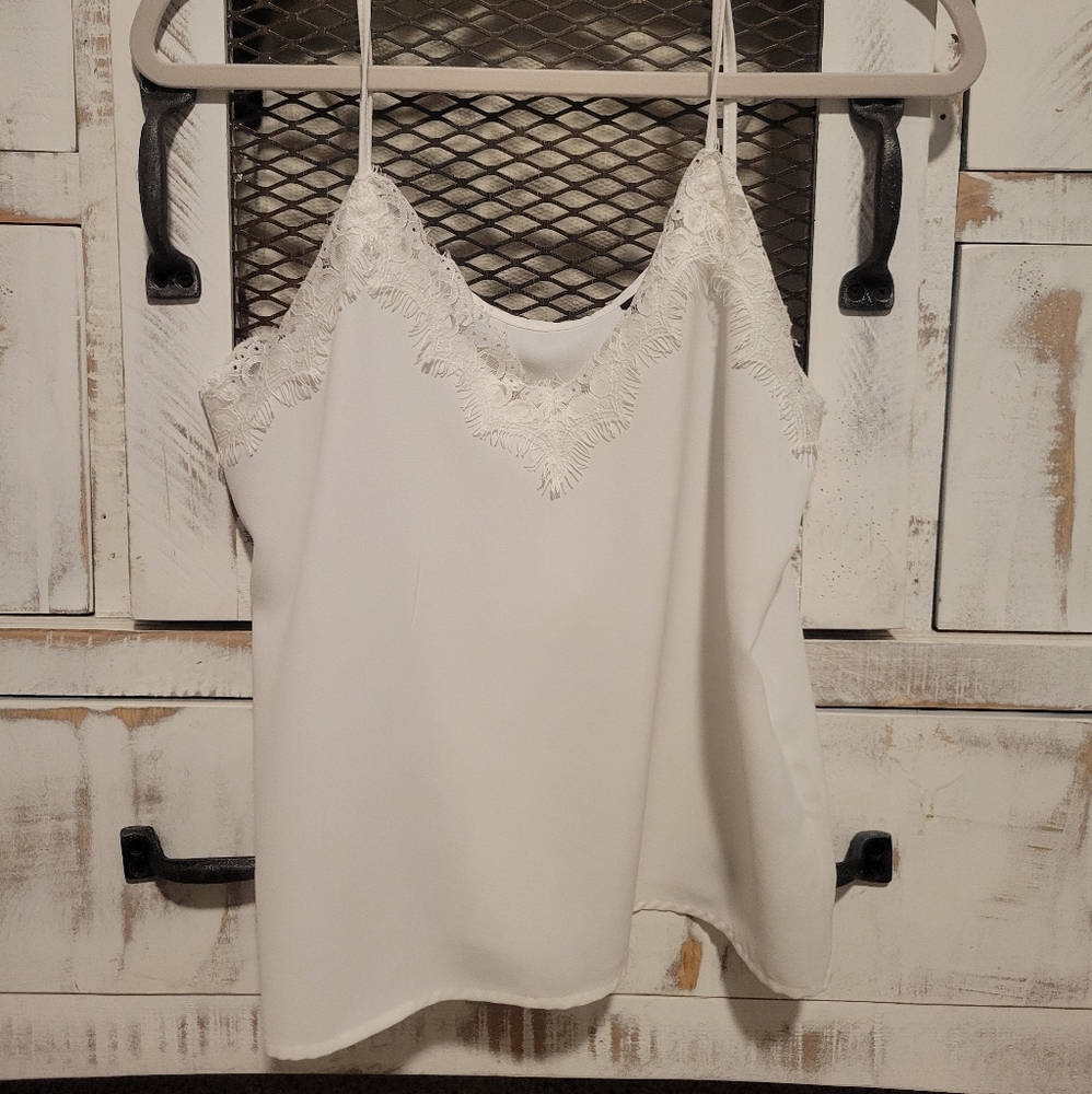 Lace trim tank top